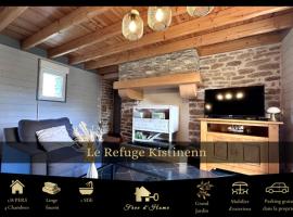 Le Refuge Kistinenn - Countryside, garden and forest, Hotel in Guiscriff
