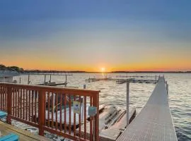 Chain O' Lakes Beach Penthouse Sunset View and Boat Dock