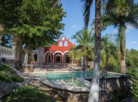 Hacienda Beek - Boutique Villa Near Valladolid, hotel en Chichimilá