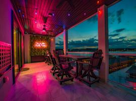 Wow Where Dreams become Reality New Luxury Unit, viešbutis mieste Oseidž Bičas