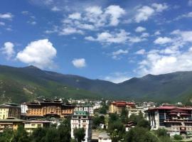 Hotel Valley Thimphu, hótel í Tshalunang