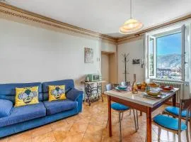 Bee Apartment - Happy Rentals