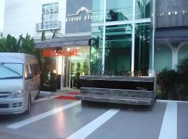 Atikarn Princess Hotel & Resort, hotel in Udon