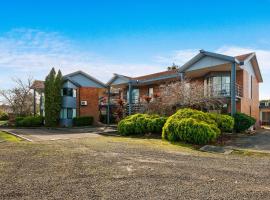 Quality Inn & Suites Traralgon: Traralgon şehrinde bir otel