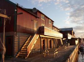 Live Lofoten Fishermen's Cabins, hotel di Stamsund