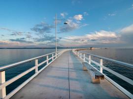 The Long Jetty Beach House, hotel v destinácii Port Welshpool