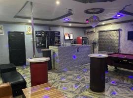 Abeokuta में, होटल The Mayors Place