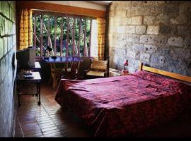 Villa Rock Stop Falls Gigiri, husdjursv&auml;nligt hotell i Nairobi