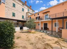 House Kanižela 2418