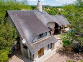 76 Zebula- Premium Luxurious Villa in Bela-Bela!, מלון בוורמבאת'ס