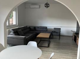Apartaman 1, hotel Čajniče városában
