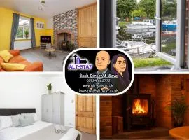 Calder Row by Alt-Stay - 3 Bed Canal Side Cottage - Parking, WiFi & Stunning Views - Contractors & Relocations - Weekly & Monthly Rates - Best Rates Direct, Search Alt-Stay Accommodation
