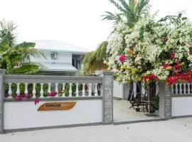 Bougain Villa Gemanafushi