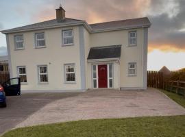 Wild Ocean Embrace - 5 min from surfing, hotel a Tullaghan