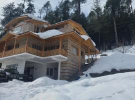 Forest Nook, hótel í Manāli