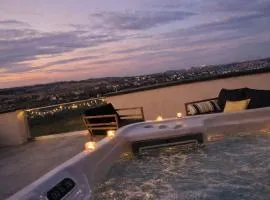 Eclat butique inn jacuzzi