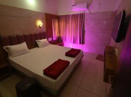 Coco Garden Residency, hótel í Māvalli