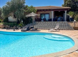 Villa Roberta With Big Private Pool, hotel sa Tergu