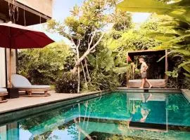 Pigstone Design Studios Beachfront