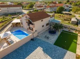 Villa Kamen ZadarVillas