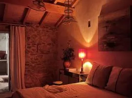 Casa 5A - Refúgio Intimo e privado com design e pátio acolhedor