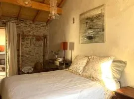 Casa 5A - Refúgio Intimo e privado com design e pátio acolhedor