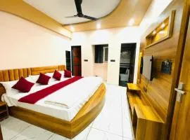 Hotel Galaxy 700, Khatoo