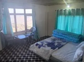 Snow Bound Home stay