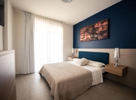 Corte Brunati Villetta Deluxe con piscina e garage、サロのホテル