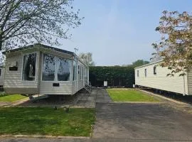 Southview Holiday Park Skegness - 6 Berth 2 bedroom Caravan