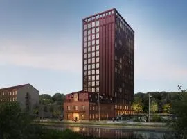 Quality Hotel The Book