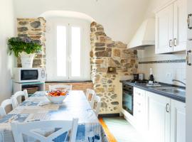 Il Convento sul Mare by Le Case di Tati, hotel a Santo Stefano al Mare