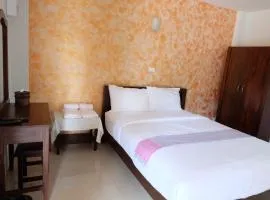 Benya Hotel โรงแรมเบญญา