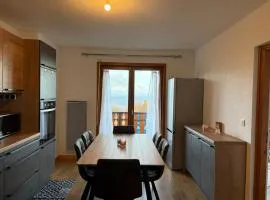 Petit nid douillet au coeur de la montagne