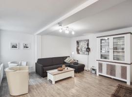 Borkumer Hof - Ferienwohnung 7 - Haus Elisa, хотел в Боркум