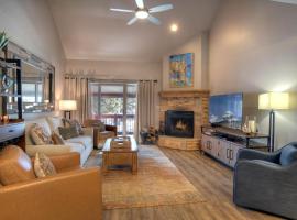 Silverpick Condo 301 Near Purgatory, hotel em Durango