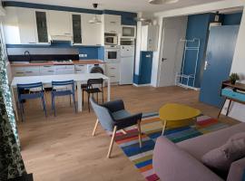 T4 Hyper Centre agreable et lumineux, Hotel in La Jarne