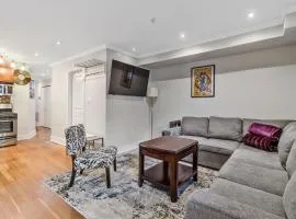Serene 2BR-2BA walkable retreat in the Heart of DC