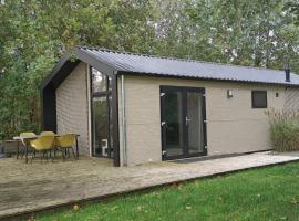 Luxe lodge met vrij uitzicht over landerijen - FEAN nature lodge, hotel din Oosterwolde