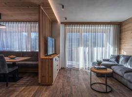 Arnica Alpin Lodge 1, hotel din Cavedago