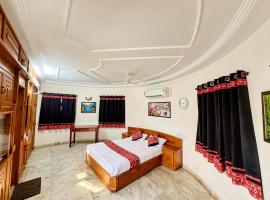 Stay Guru Resort Farm Villa, hotel i Bhuj
