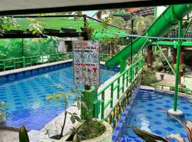 D'Lagoon Mountain Resort, hótel í Bukal