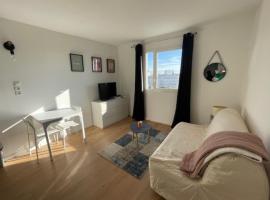 Calais plage, superbe studio tout confort, hotelli kohteessa Calais