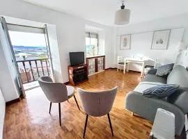 Casa adosada familiar La Riuca en Cudon