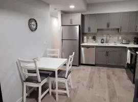 Modern 2BR Suite with Private Yard