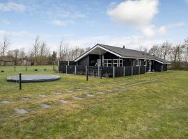 C11361-Tarm-Hindbaervej-10, отель в городе Fjerbæk