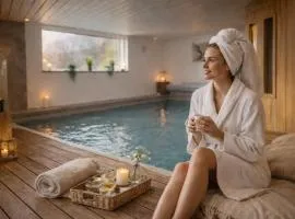 Suite4you Erlen l Privater Pool ganzjährig beheizt & Sauna l 10min zum Bodensee, Parkplatz & WLAN