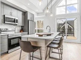 Brand New 3BR with Mountain views and Private garage