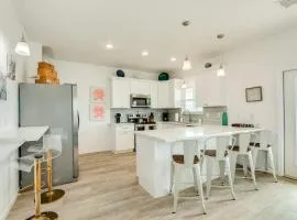 Minutes to the Sand Spacious beautiful relaxing