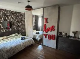 Airport Accommodation Bedroom with your own private Bathroom Self Check In and Self Check Out Air-condition Included